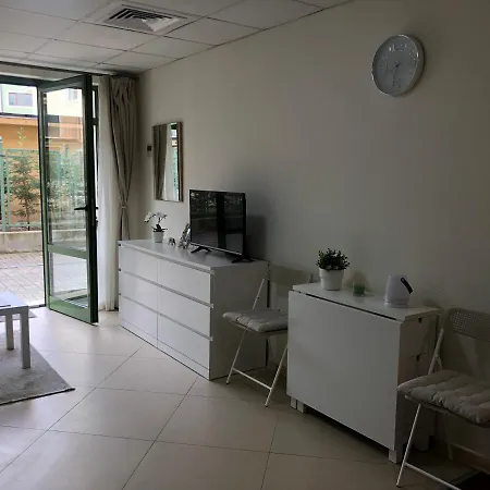 דירה Romance And Family Suites סנט קונסטנטין והלנה